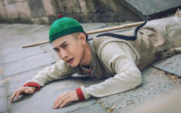 开云电竞中国_
全网最火的电视剧:《狼殿下》跌下神坛 榜首刚播2天热度飙升!(图3) 开云电竞中国_
全网最火的电视剧:《狼殿下》跌下神坛 榜首刚播2天热度飙升!(图3)